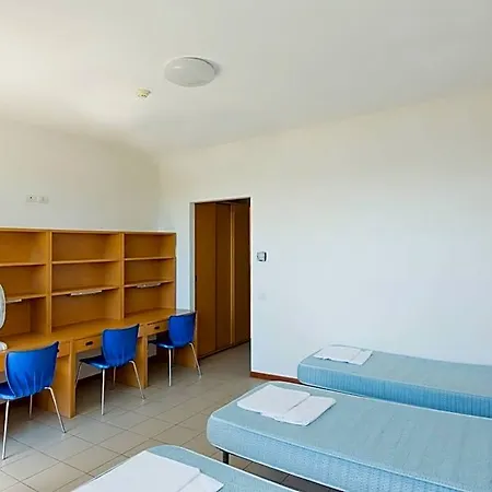 Ipsia אכסניה